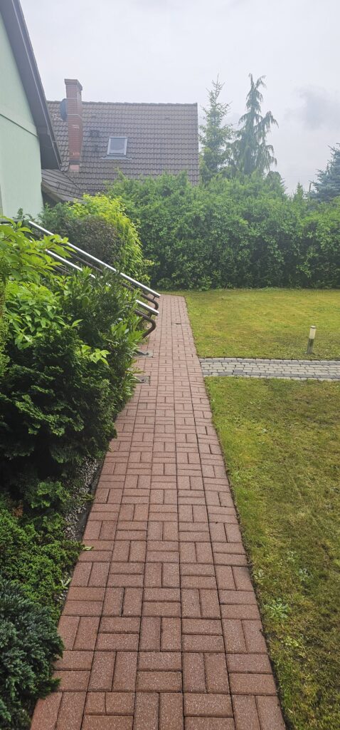 Czyszczenie kostki brukowej