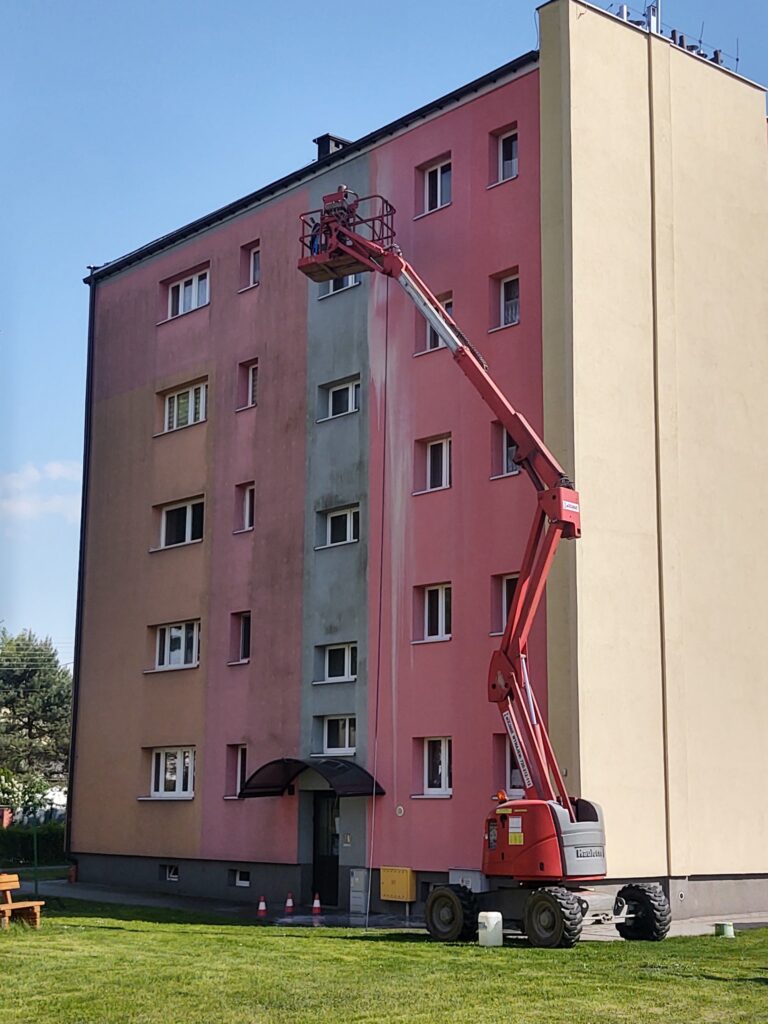 Czyszczenie elewacji
