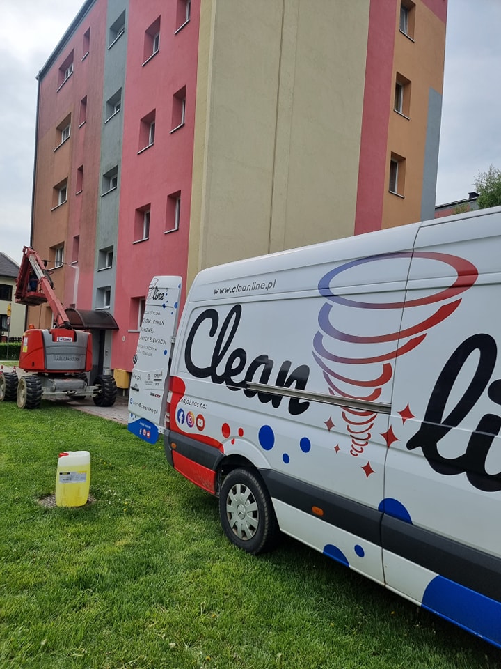 Czyszczenie elewacji